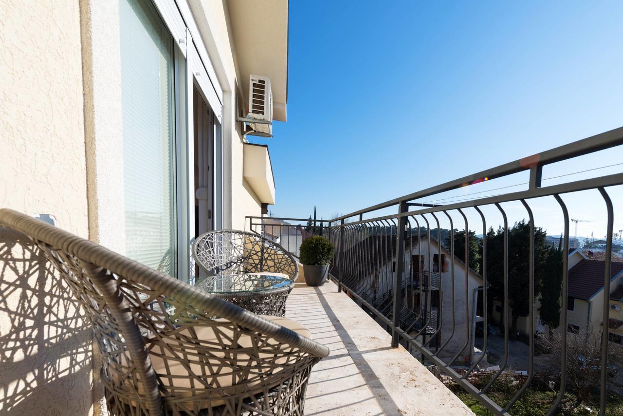 42° North Apartments Tivat Exterior photo