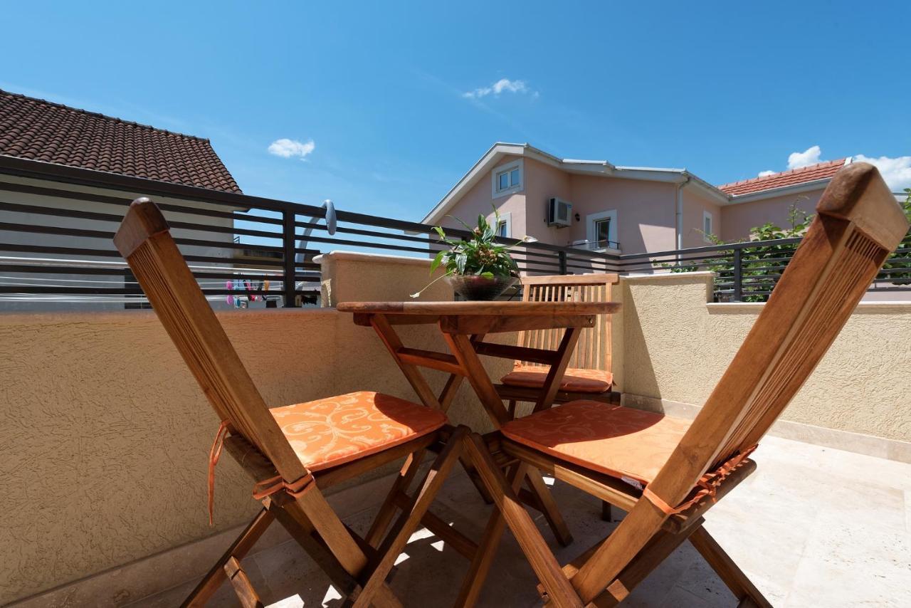 42° North Apartments Tivat Exterior photo
