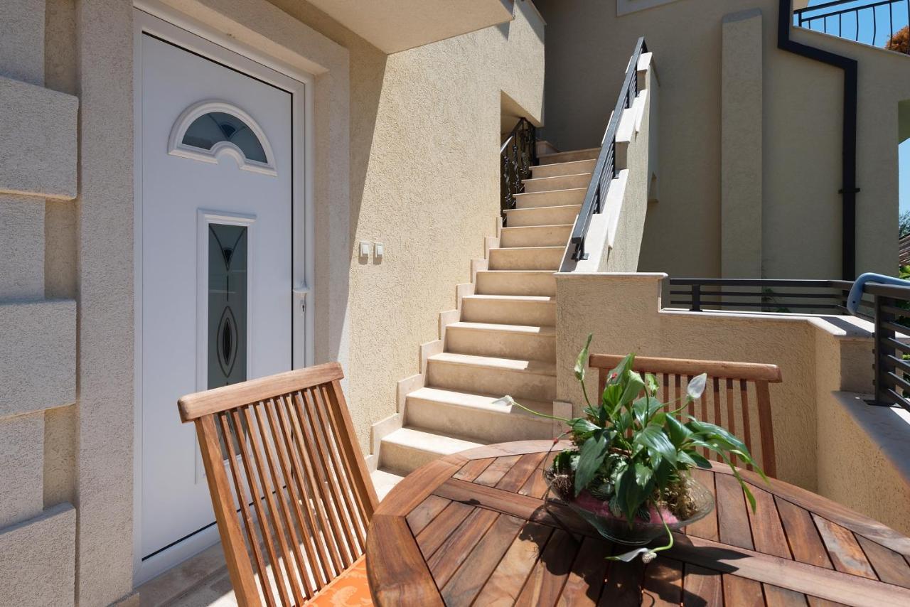 42° North Apartments Tivat Exterior photo