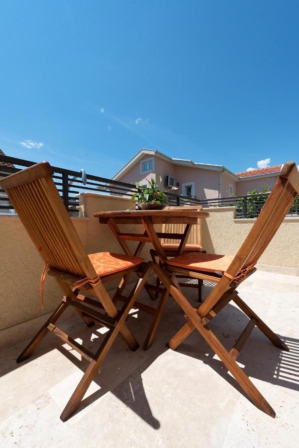 42° North Apartments Tivat Exterior photo